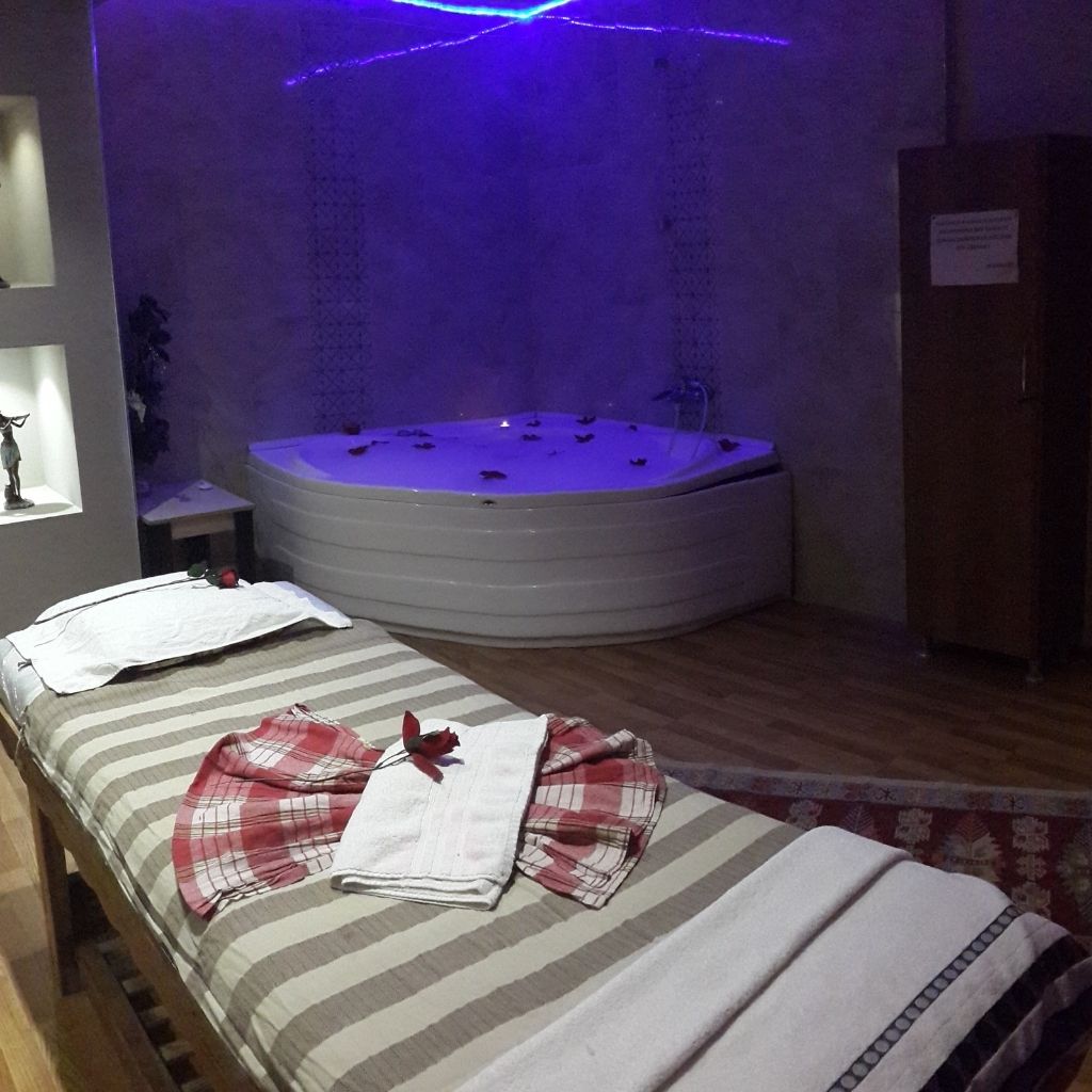 Yumuşak ışık ile spa atmosferi